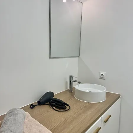 L'écrin Lensois - 57 M2 - 6 Personnes - Parking Lens